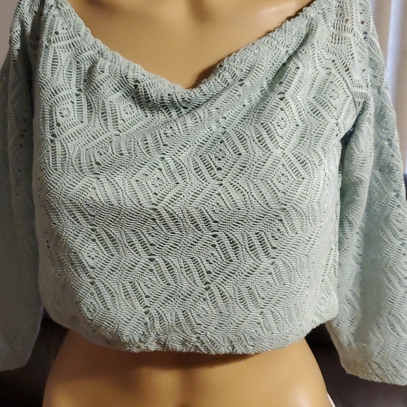 Forever 21 Mint Green crop top shirt sz large - Picture 2 of 3